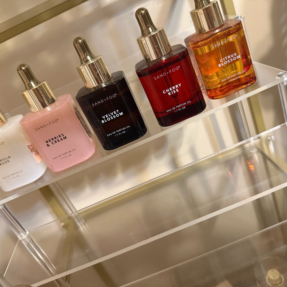 Sand+Fog Cherry Kiss Eau de Parfum Oil — Red